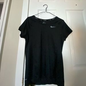 Nike t shirt medium